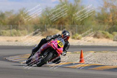 media/Nov-05-2022-SoCal Trackdays (Sat) [[f8d9b725ab]]/Turn 2 (1120am)/